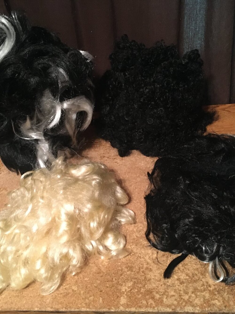 LOT OF 4 WOMEN'S WIGS BLOND BLACK CURLY BLACK & WHITE BRIDE OF FRANKENSTEIN